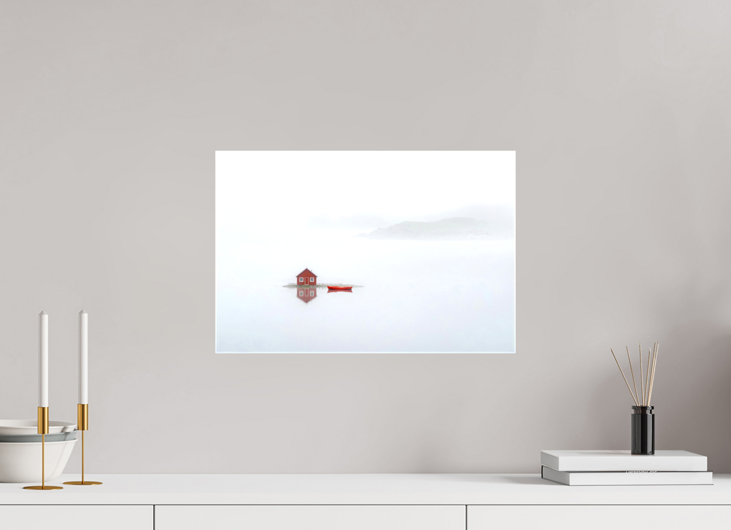 45 x 30 cm, Leinwand glänzend Im Küstennebel ein Zuhause--Wandbild, Wandkunst, Fine Art Print, Leinwand, Acryldruck, Alu-Dibond
